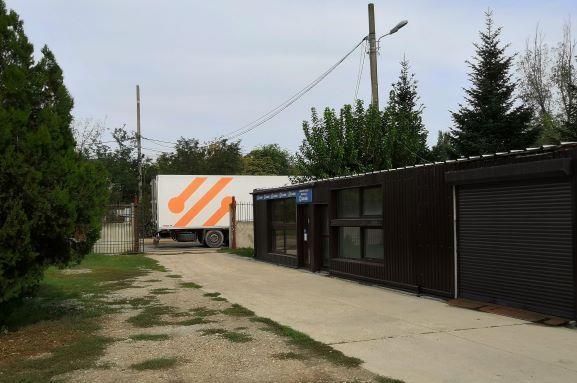INCHIRIEZ SPATIU 60 m2