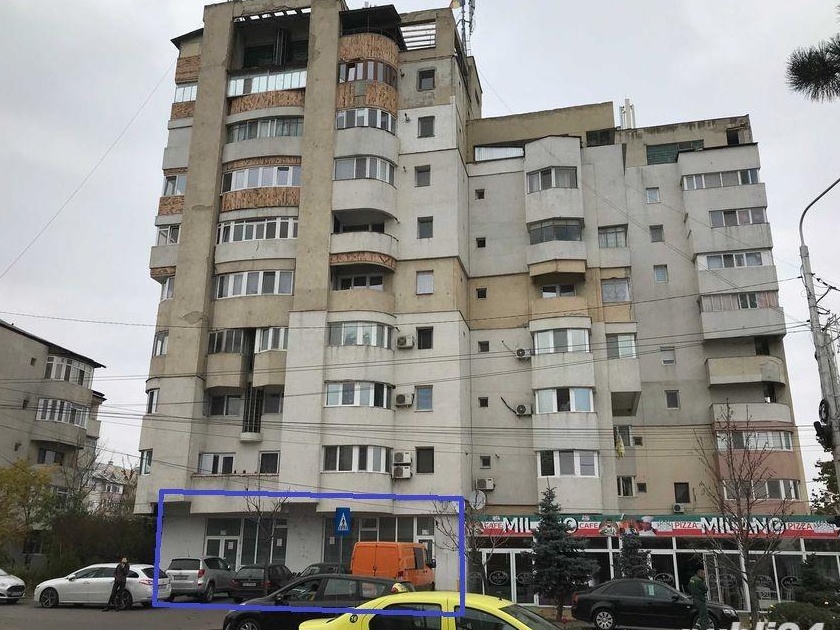 Închiriez spațiu comercial în Bârlad, str. Republicii nr. 1, ideal pentru Cabinet medical / Birouri