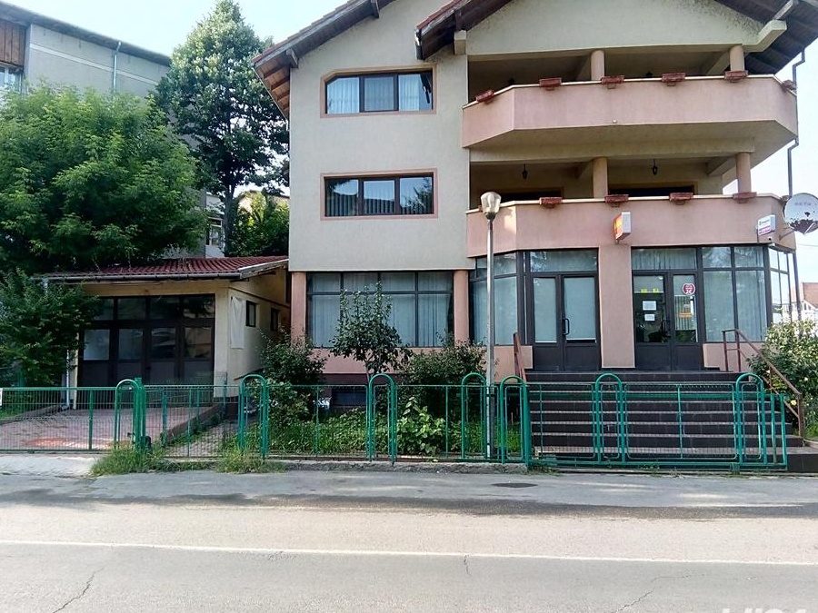 Închiriez spațiu comercial in Ramnicu Valcea zona Nord