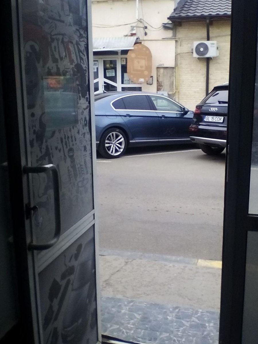 Închiriez spațiu comercial în Tecuci,str Mare, fost NVG auto