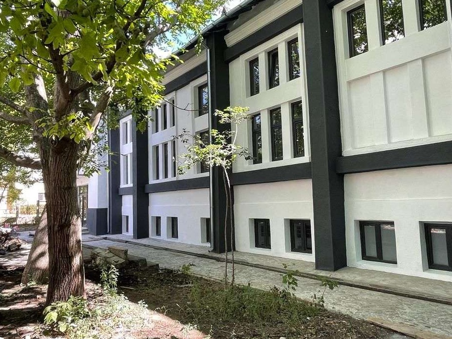 Inchiriez spatiu comercial ultracentral, 654 mp utili