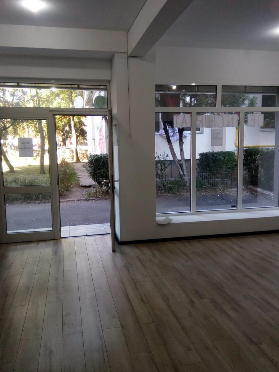 Inchiriez spatiu comercial zona Republicii