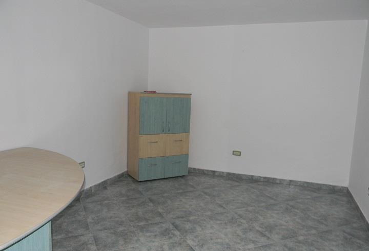 Inchiriez spatiu de birouri, zona Centrul Civic
