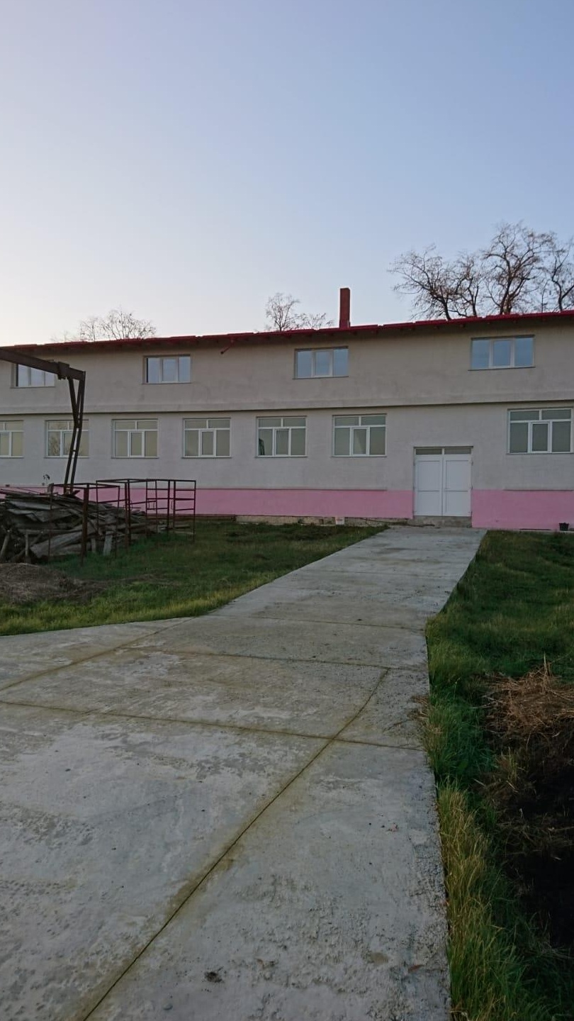 Închiriez spațiu depozitare și/sau producție