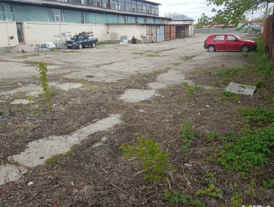 inchiriez spatiu in zona industriala