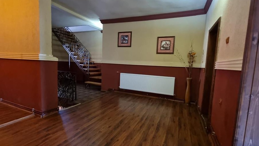 Inchiriez spațiu pretabil restaurant 120 locuri