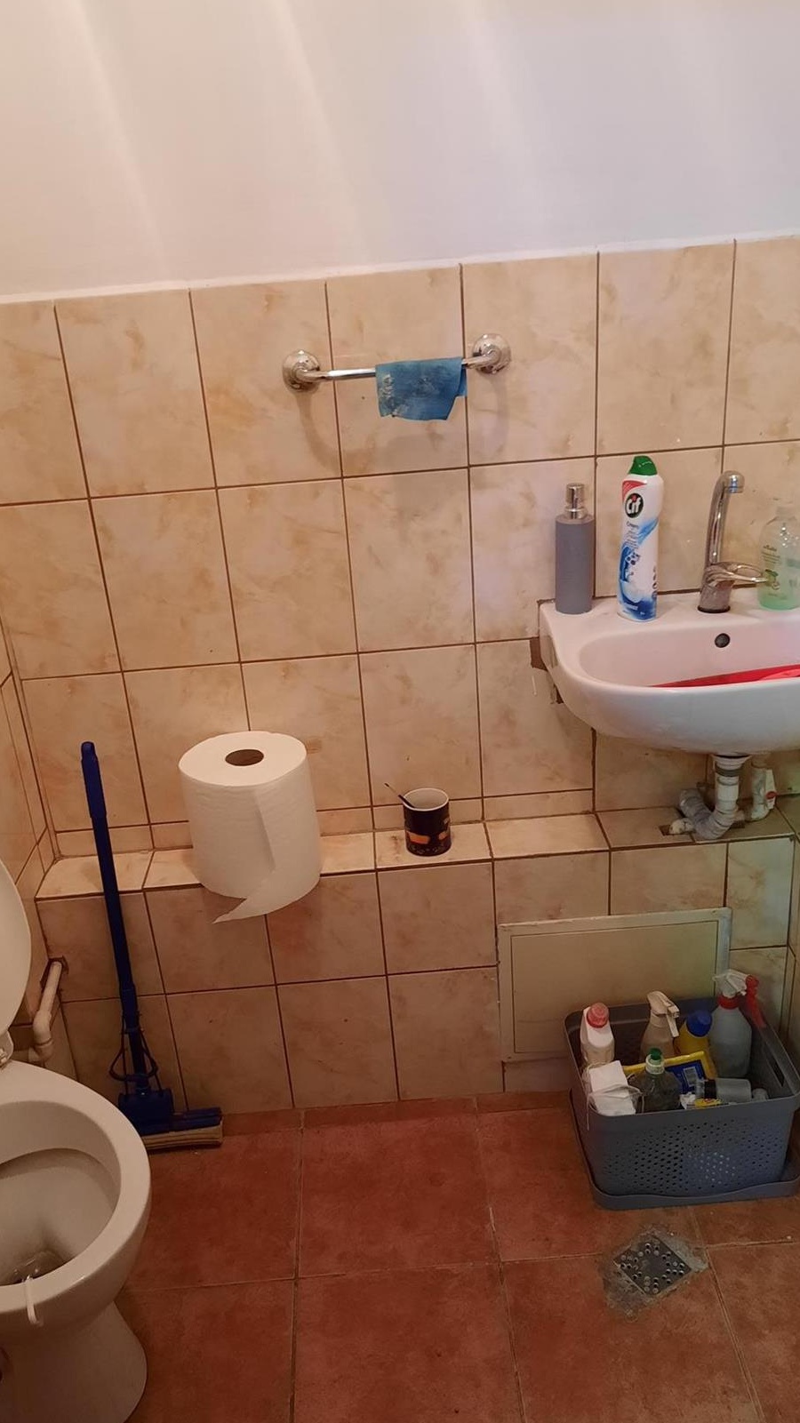 Închiriez spațiu sector 2