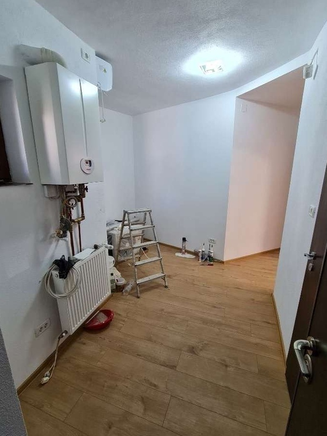 Inchiriez spatiu Vizavi de Parchet/ Tribunal totul NOU cu termoteca