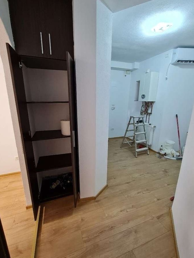 Inchiriez spatiu Vizavi de Parchet/ Tribunal totul NOU cu termoteca