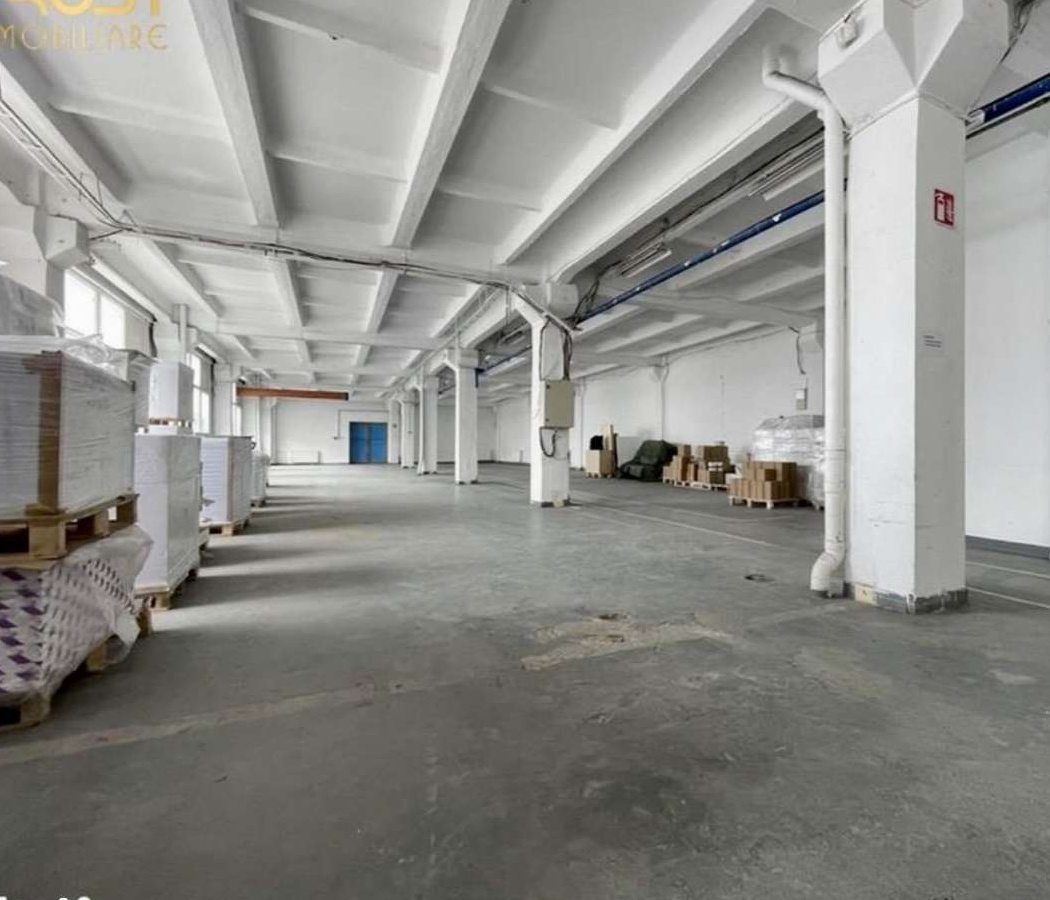 Închiriez spatiu(proprietar).