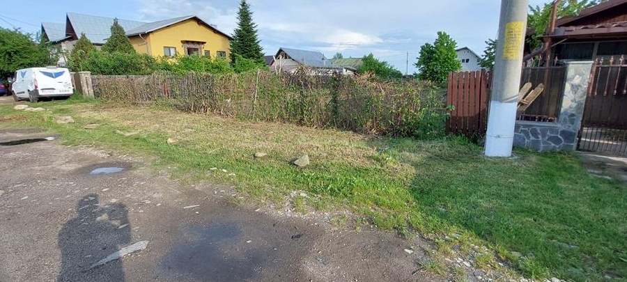Închiriez teren intravilan Bănești Prahova