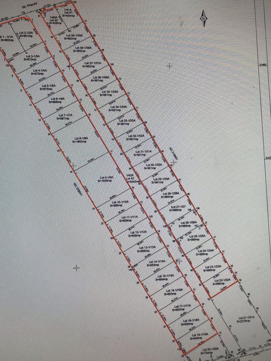 Închiriez teren intravilan, zona Bordei