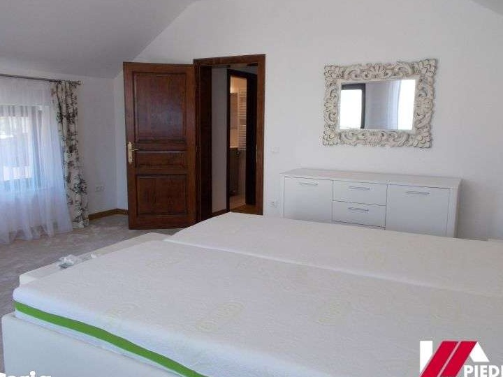 Inchiriez vila de lux ,in zona Calea Dumbravii mobilata si utilata ,