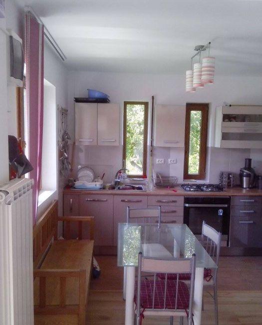 Inchiriez vila deosebita PUCIOASA - disponibil 1 iunie