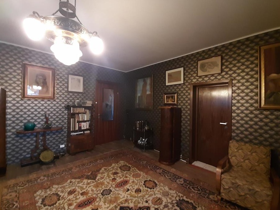 Inchiriez vila pentru filamri