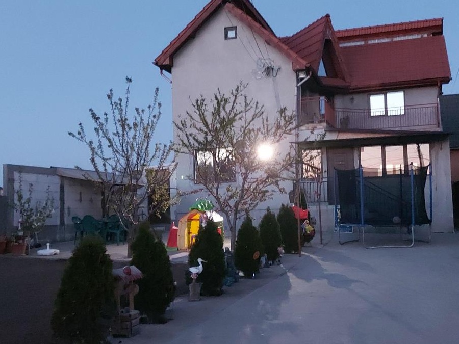 Închiriez vila petreceri