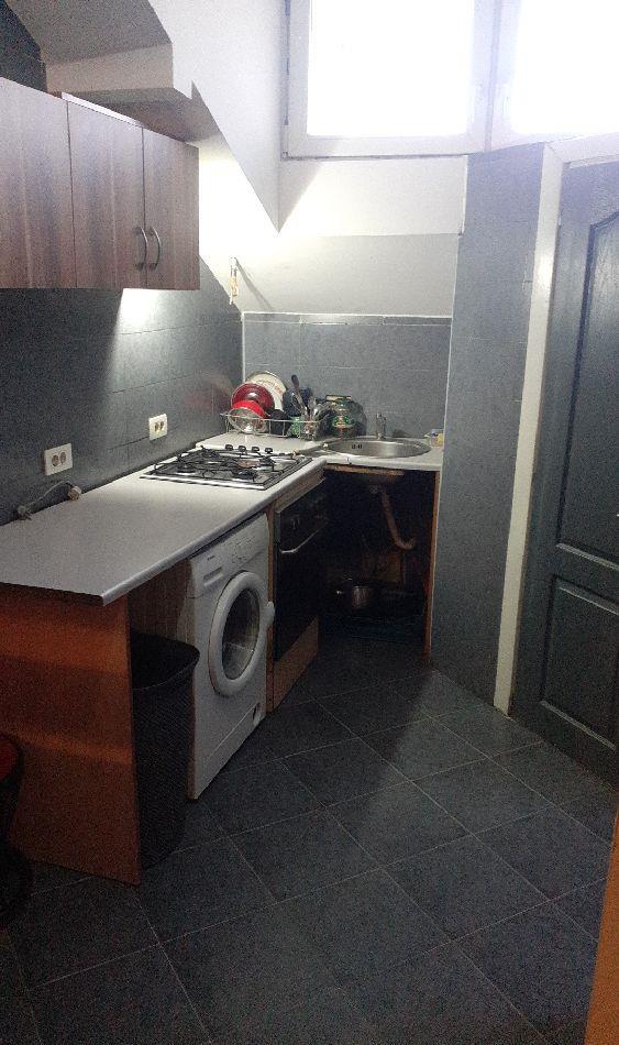 inchiriez,ap  la casă pt. muncitiri