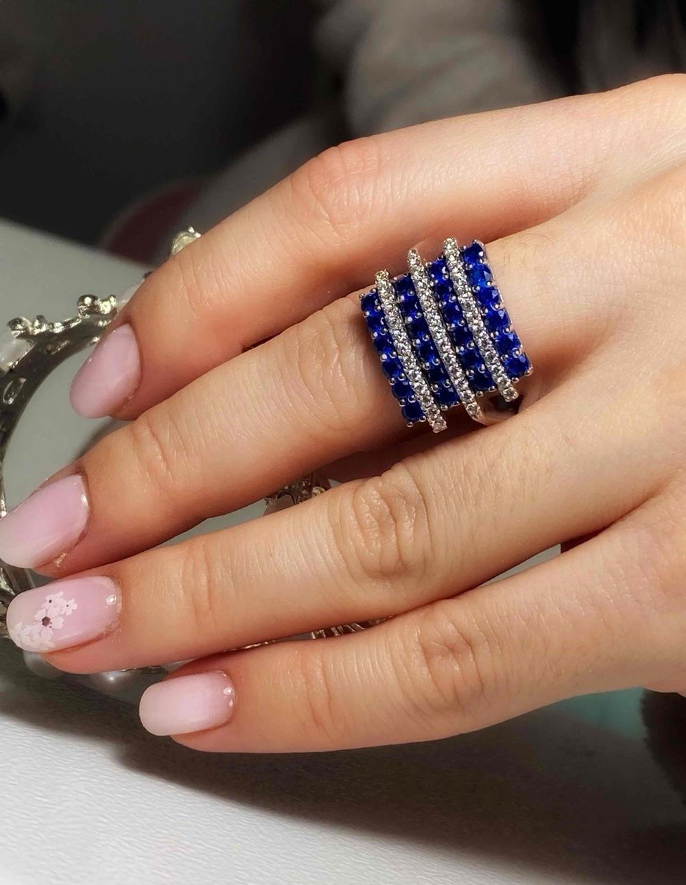 Inel aur alb 18k safire sintetice si zircon