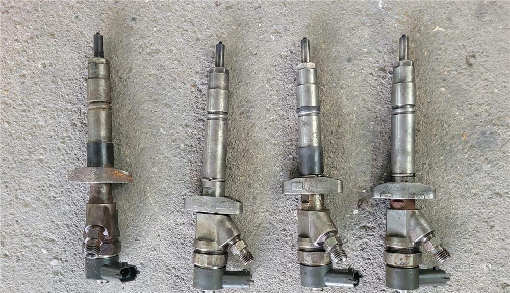 Injectoare Renault Master