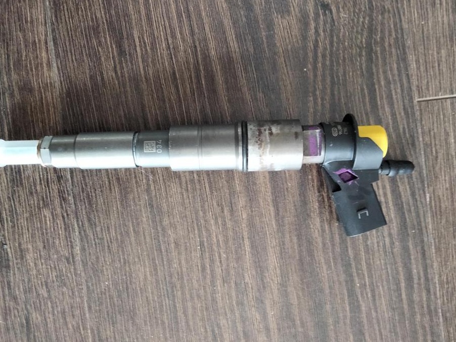 Injector injectoare BMW M57 Bosch 3.0 d sd diesel e90 e60 e70 X5 X6