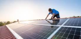 Instalator Panouri Solare. Electrician