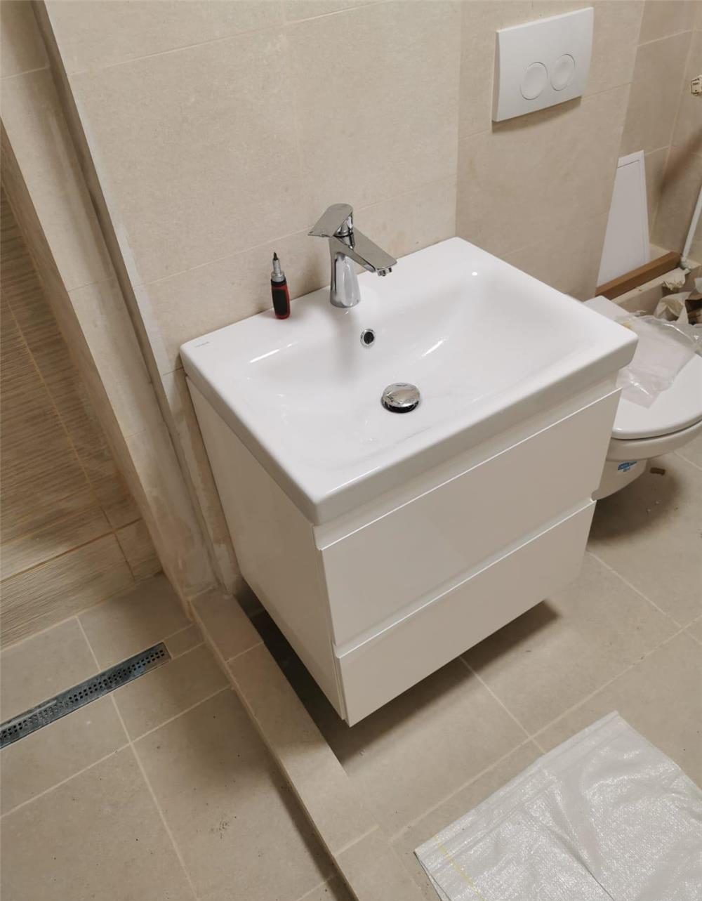 Instalator sanitare si canalizare