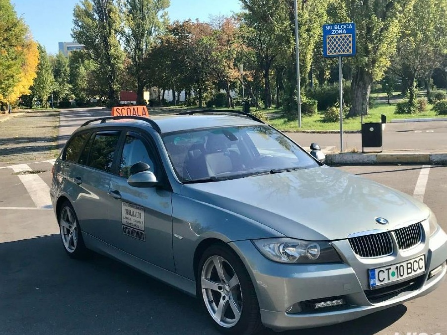 INSTRUCTOR AUTO