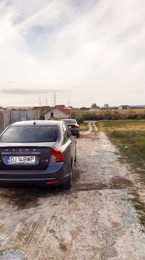 Intravilan, 450m.p., Dudovicești (Albești), 3km ,între case