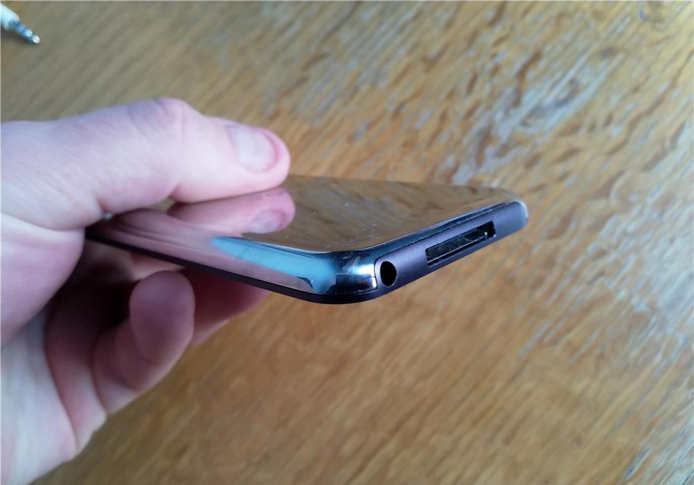 IPod touch A1320 de 8gb pachet complet incarcatoare casti
