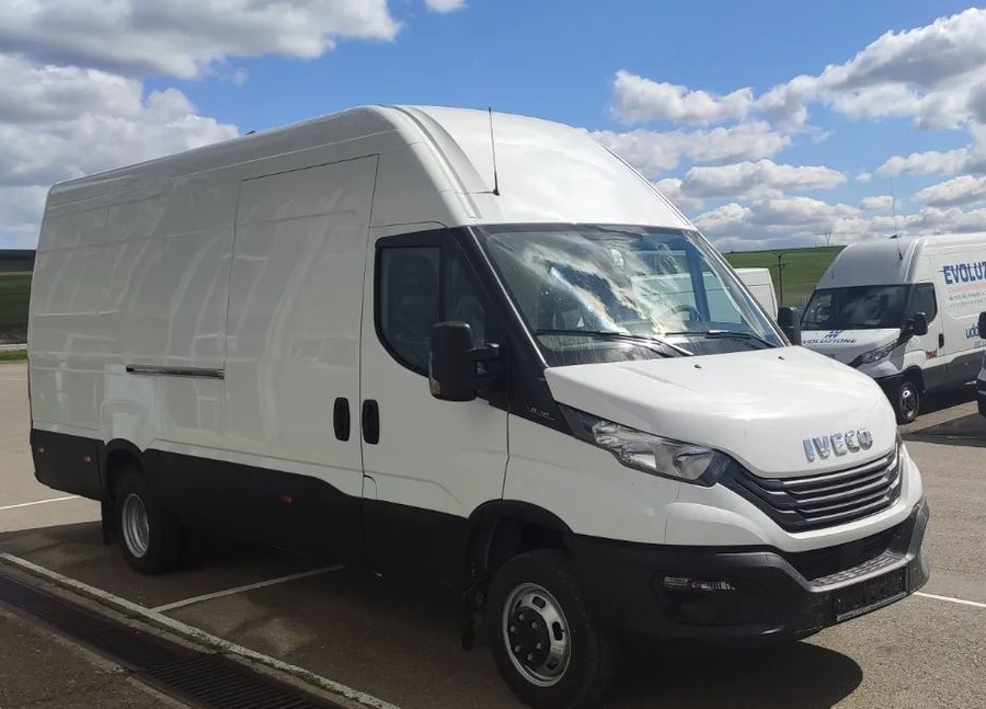 Iveco 35C18HV