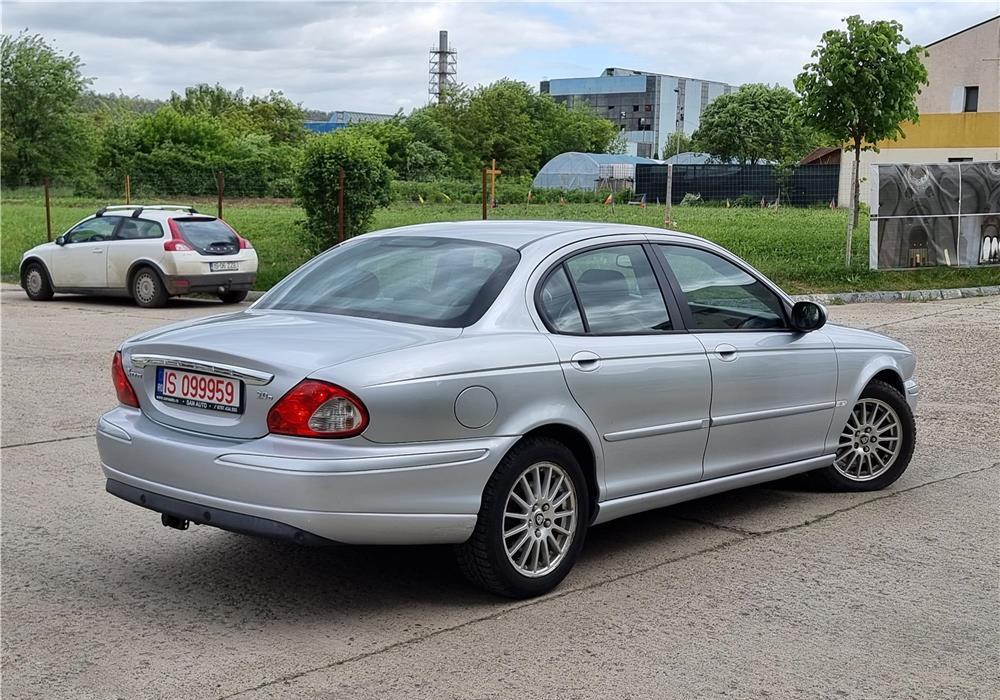 Jaguar x-type