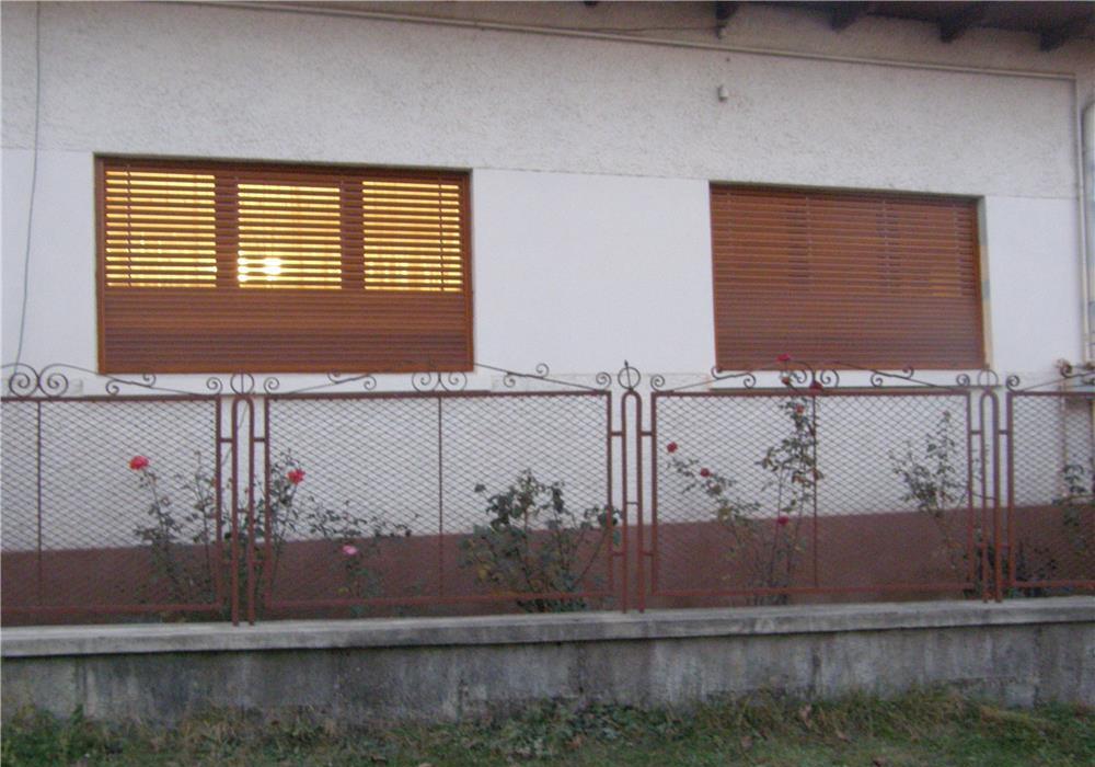 JALUZELE DIN LEMN (RULOURI)