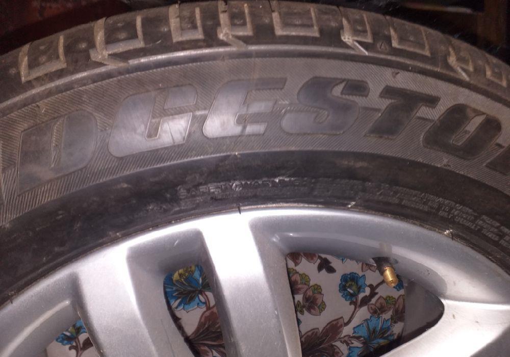 Janta 18 țoli cu anvelopa Bridgestone