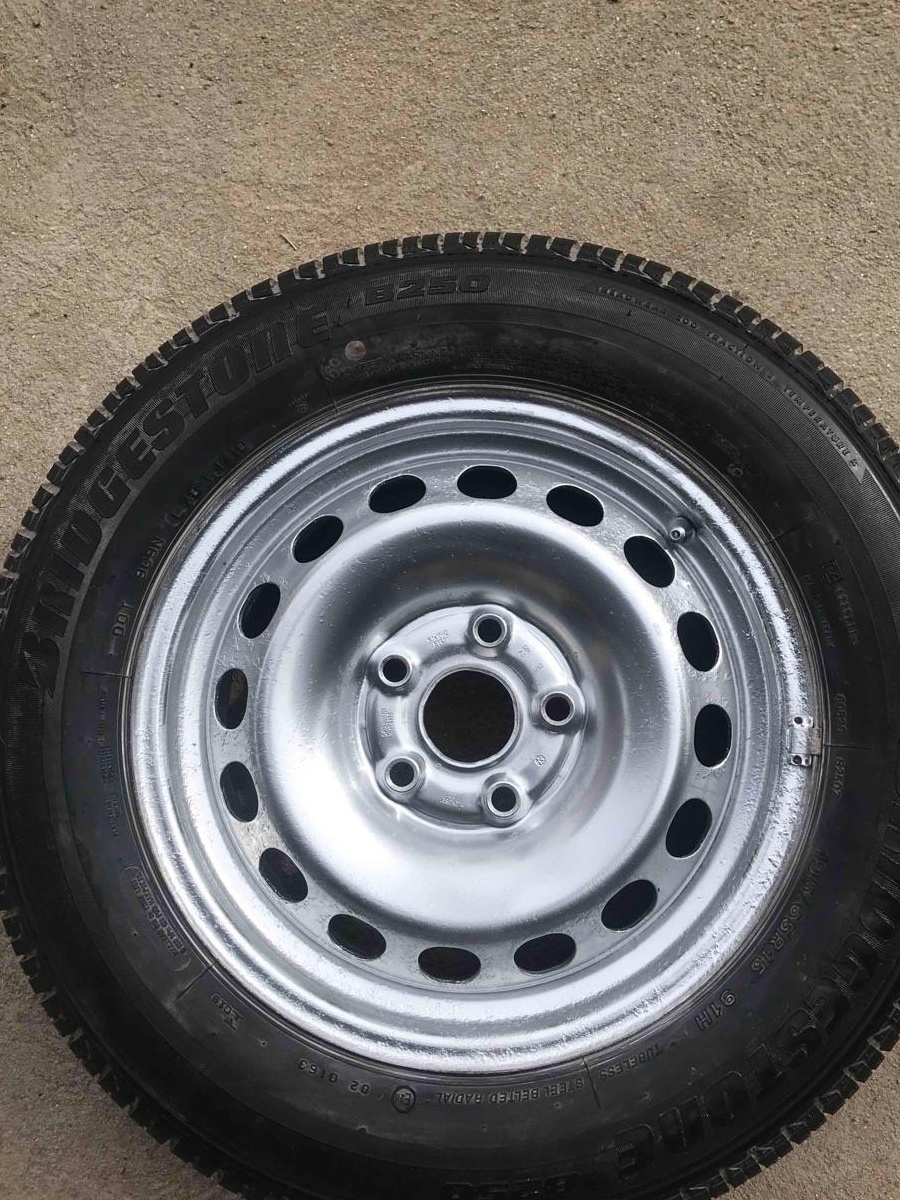 janta vw caddy anvelopa de vara 195/65/15 91H