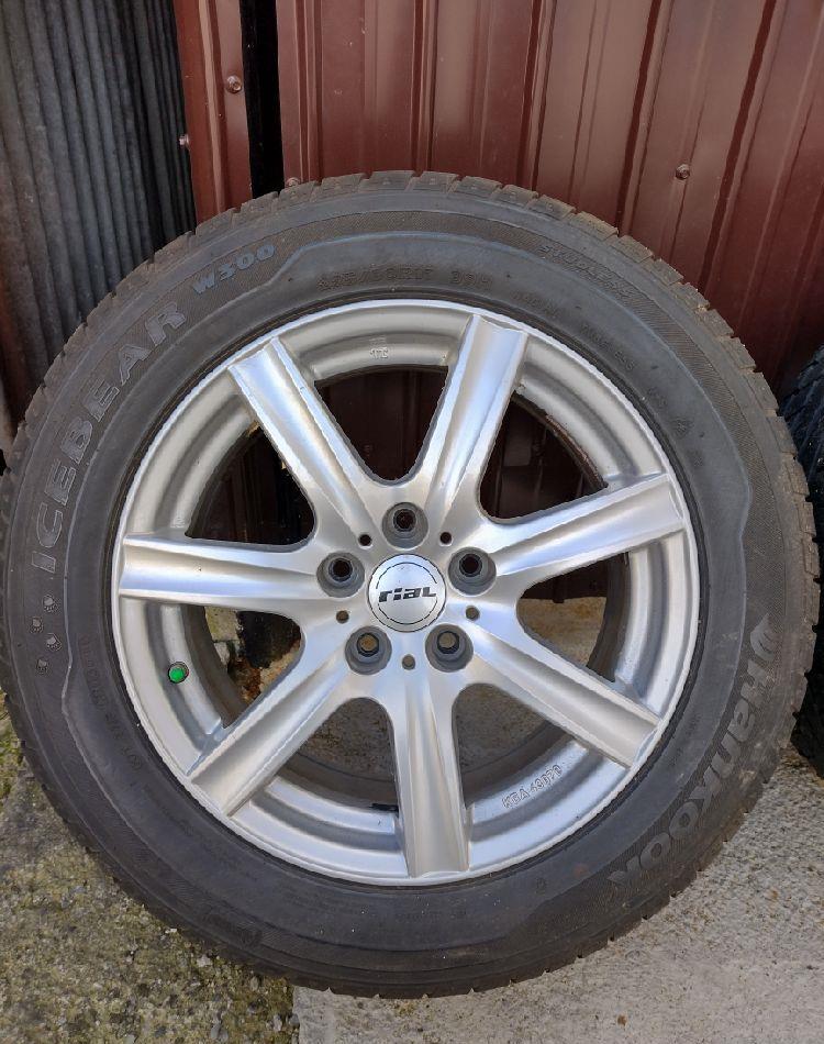 Jante 17 BMW cauciucuri iarna 225 60 17 Hankook