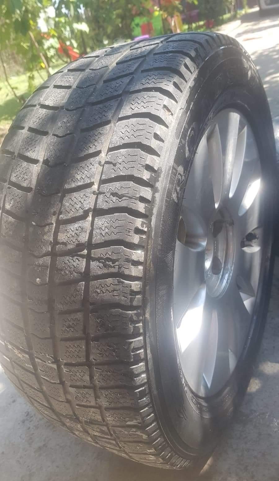 Jante Audi cu anvelope de iarna pe 16