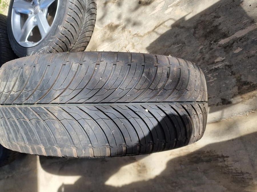Jante audi cu cauciucuri all season 275.45r20