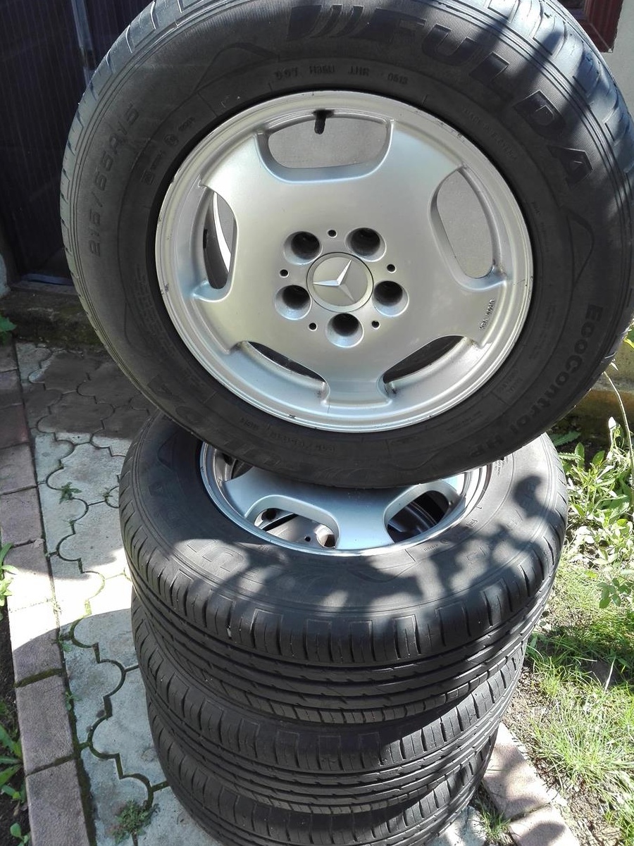 Jante  cu cauciucuri varaVand jante cu anvelope vara  Mercedes Vito