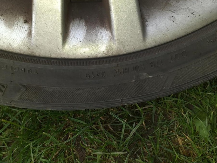 jante Renault Laguna 17 inch, anvelope 225/45/17 all seasons cu M+S
