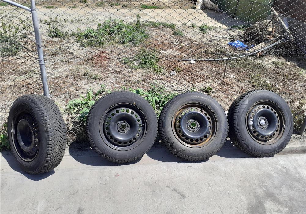 JANTE TABLA R16 CU CAUCIUCURI NOI DE IARNA (195/70/16)  5X105 OPEL MOKKA  OPEL ASTRA J OPEL ASTRA K