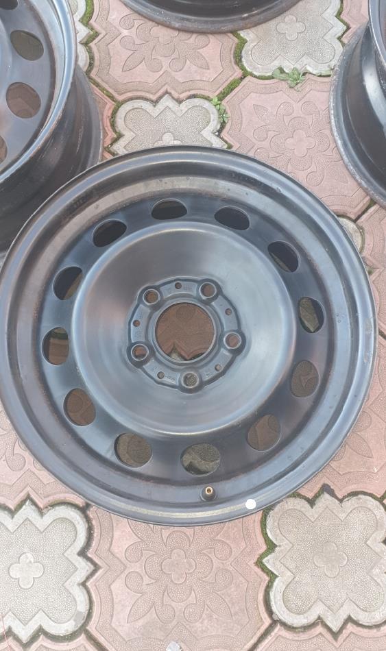 Jante tablă si capace roti R16, 5x120, gama Bmw