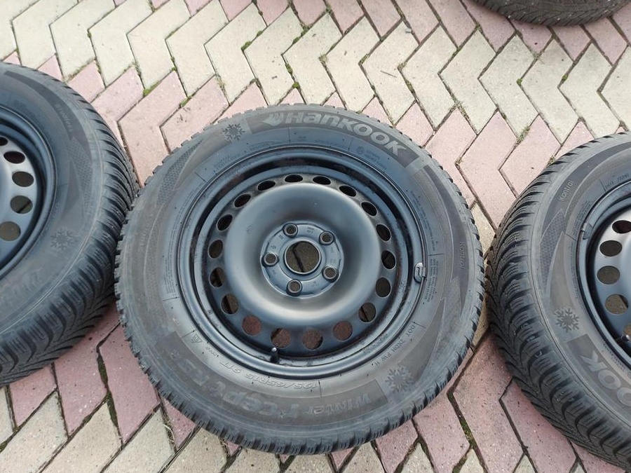 Jante VW 5x112 cu cauciucuri 195 65 15 M+S
