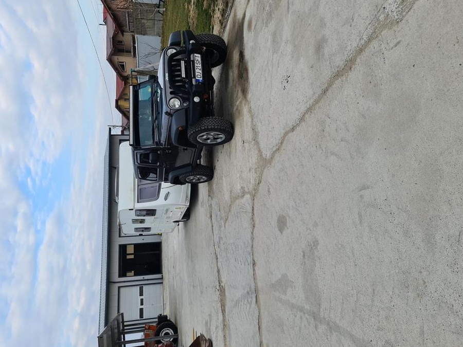 Jeep Rubicon pregatit offroad