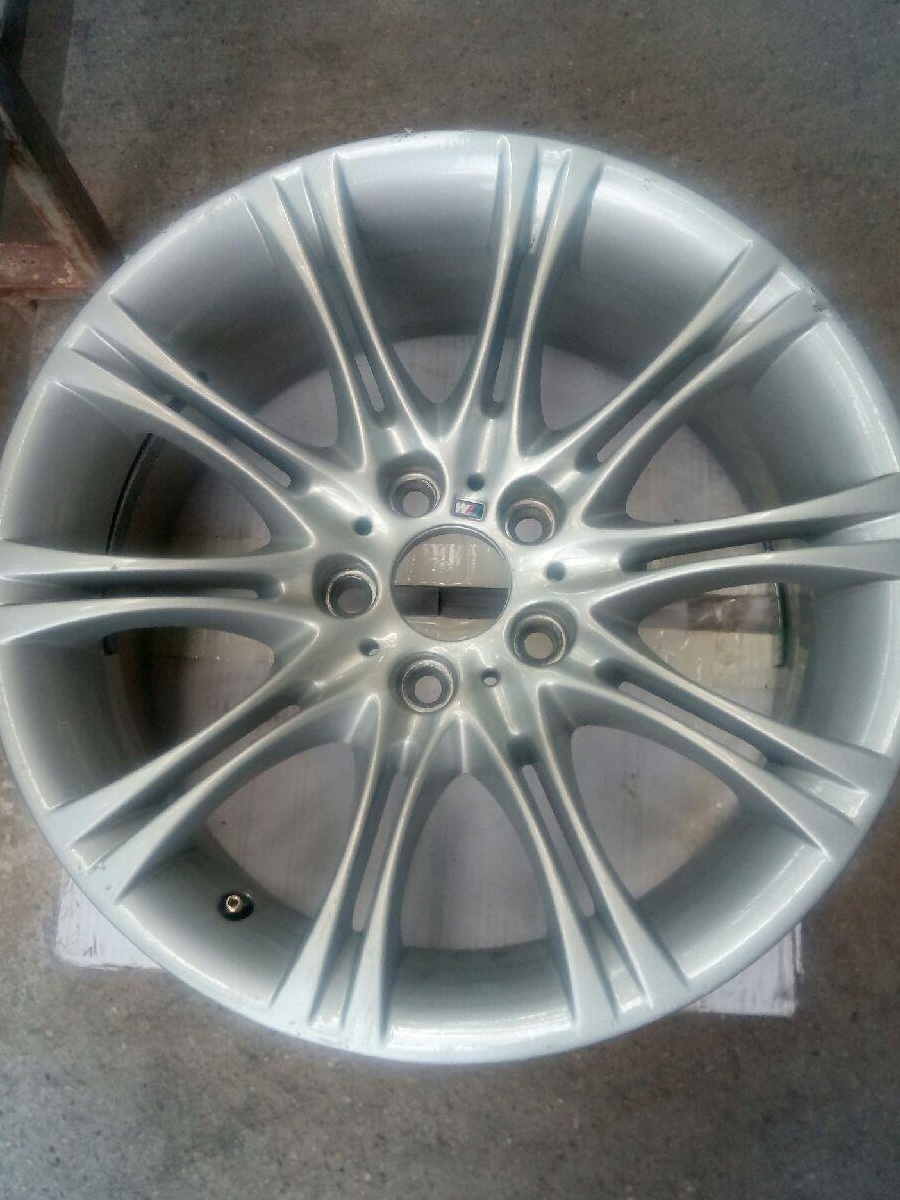 jente BMW
