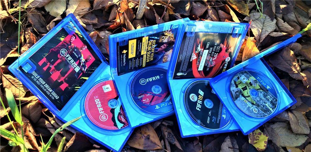 jocuri ps4, colectie fifa 17, fifa 18, fifa 19, fifa 20, playstation 4