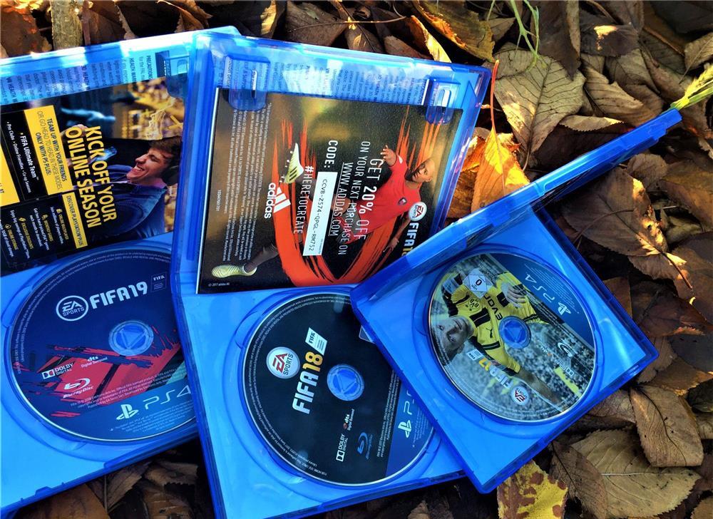 jocuri ps4, colectie fifa 17, fifa 18, fifa 19, fifa 20, playstation 4