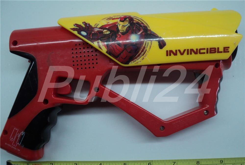 Jucarie pistol electric Invincible (vintage) Se aprind lumini, scoate sunete