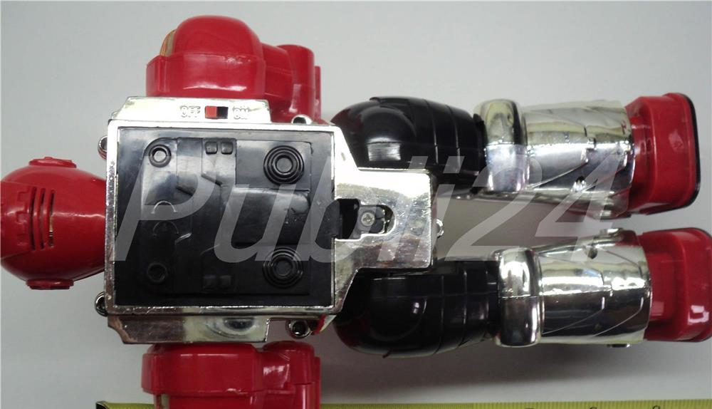 Jucarie robot electric (vintage) Se aprind lumini, merge, scoate sunete