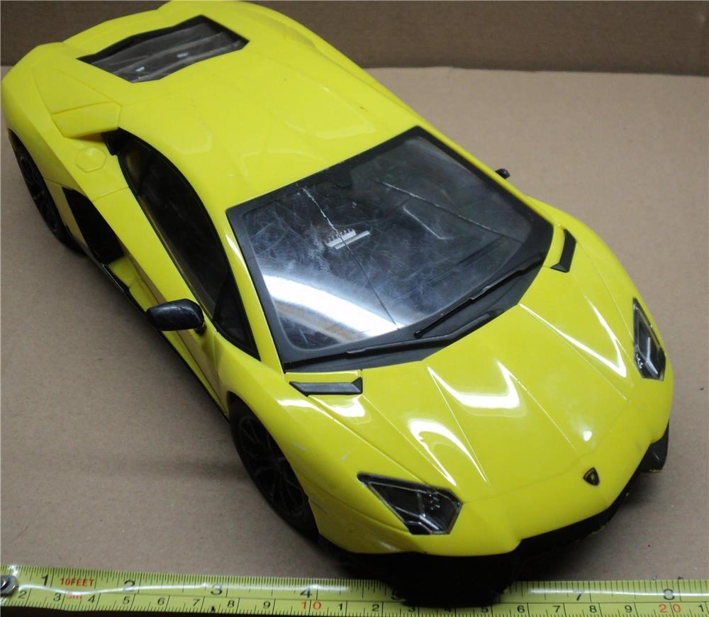 Jucarie VINTAGE masinuta electrica Lamborghini