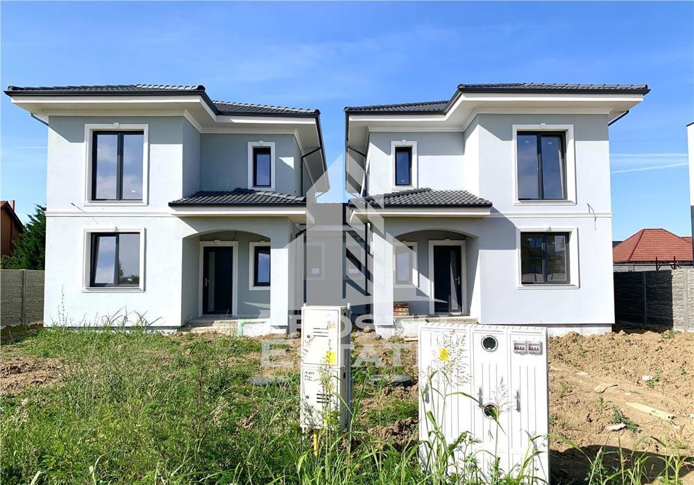 Jumatate de duplex cu 5 camere, despartit prin camera tehnica